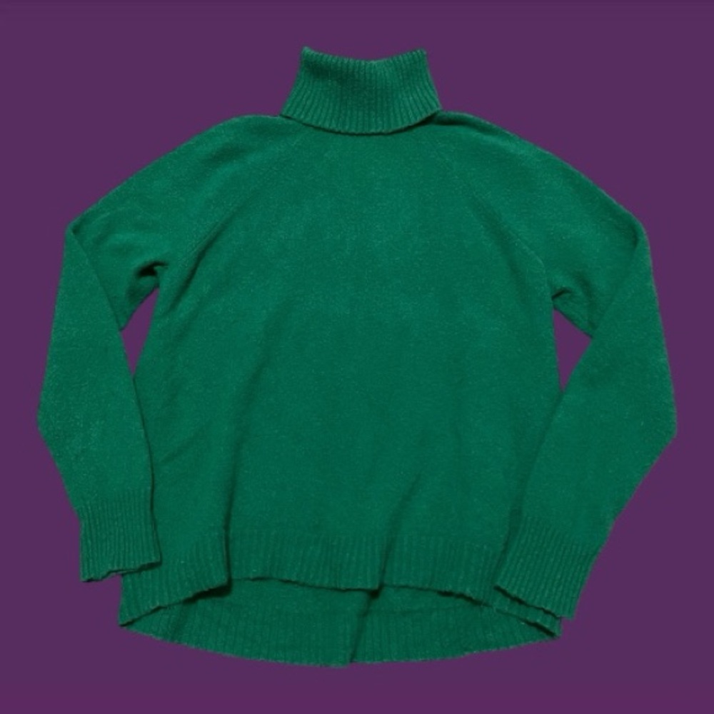 J Crew emerald green wool turtleneck size women’s L